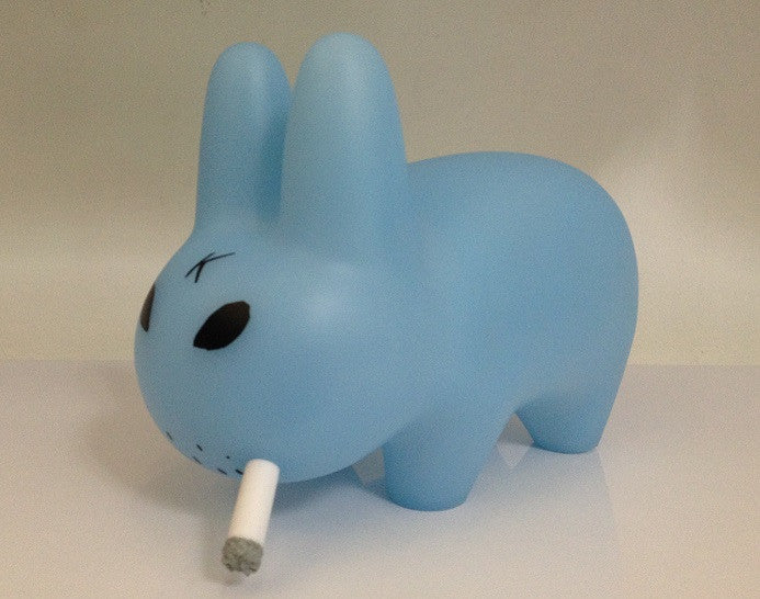  Kidrobot Smorkin Labbit Art Toy  - Inkemon